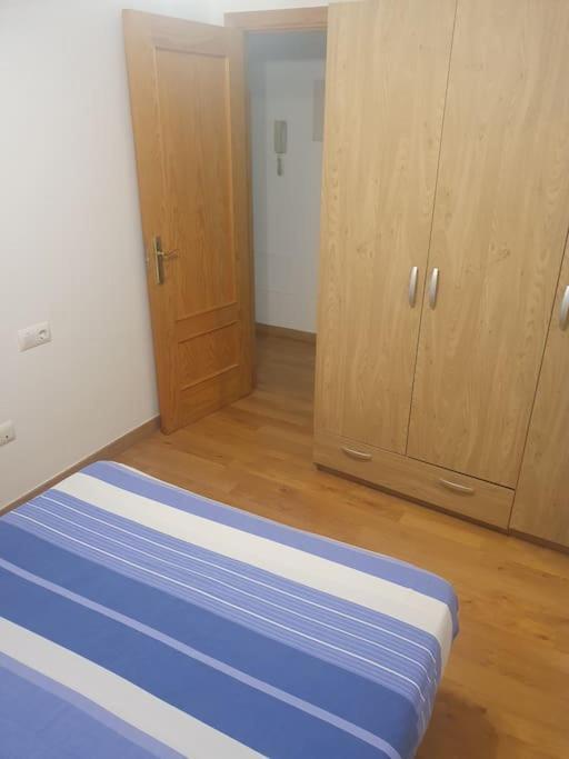 2f, Aire Acondic, 80m2, 2 Dormitorios, 4 Huespedes, Wifi Gratis Apartamento *