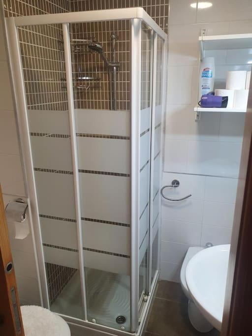 2f, Aire Acondic, 80m2, 2 Dormitorios, 4 Huespedes, Wifi Gratis Apartamento *