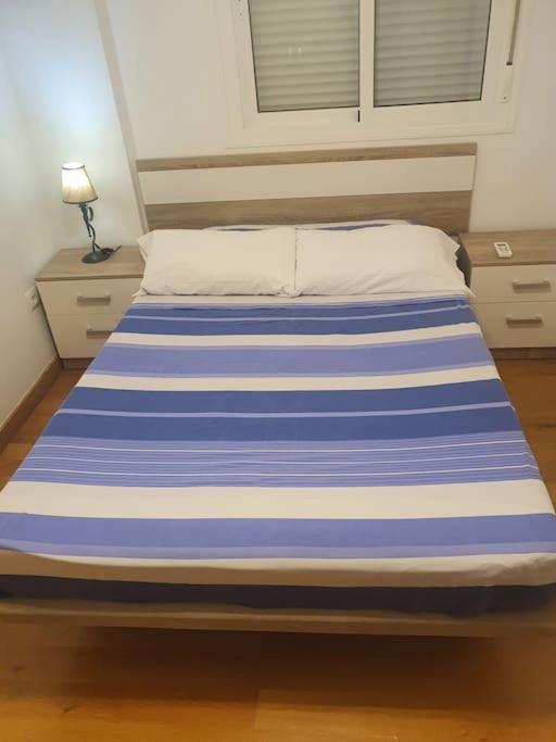 Apartamento 2f, Aire Acondic, 80m2, 2 Dormitorios, 4 Huespedes, Wifi Gratis La Línea de la Concepción