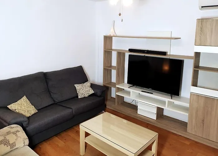 2F, Aire Acondic, 80M2, 2 Dormitorios, 4 Huespedes, Wifi Gratis