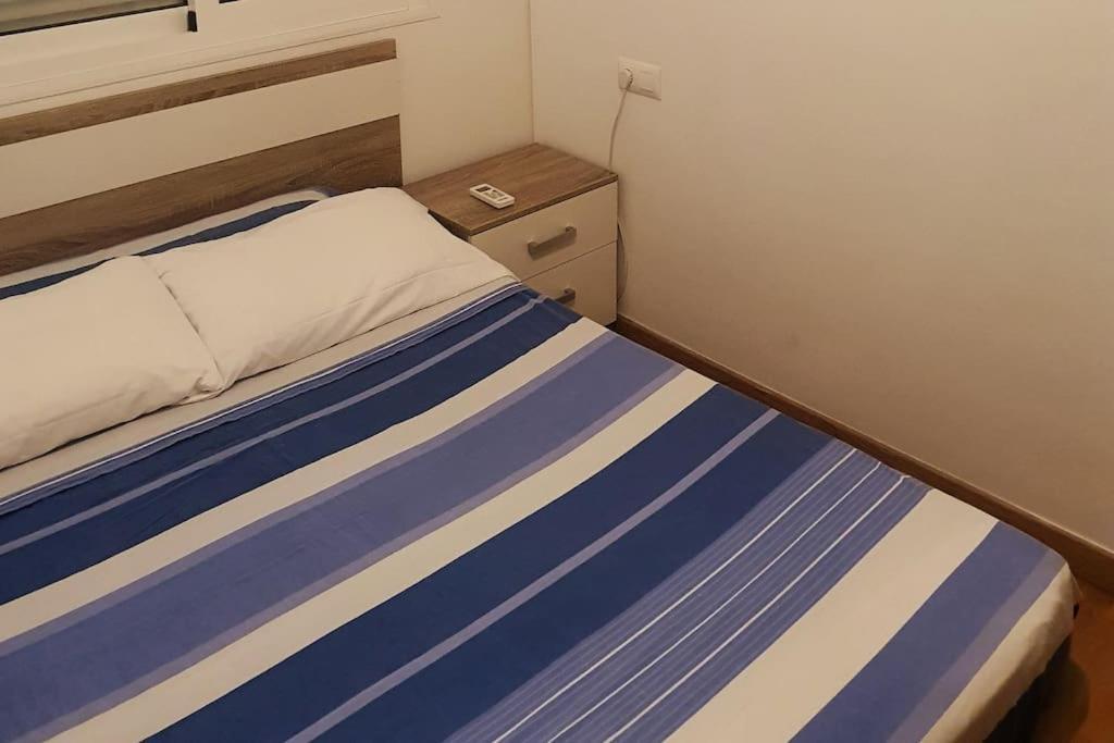 2f, Aire Acondic, 80m2, 2 Dormitorios, 4 Huespedes, Wifi Gratis *