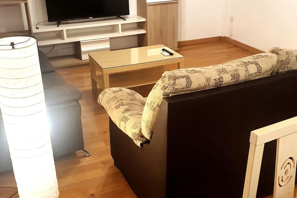 Appartement 2f, Aire Acondic, 80m2, 2 Dormitorios, 4 Huespedes, Wifi Gratis *