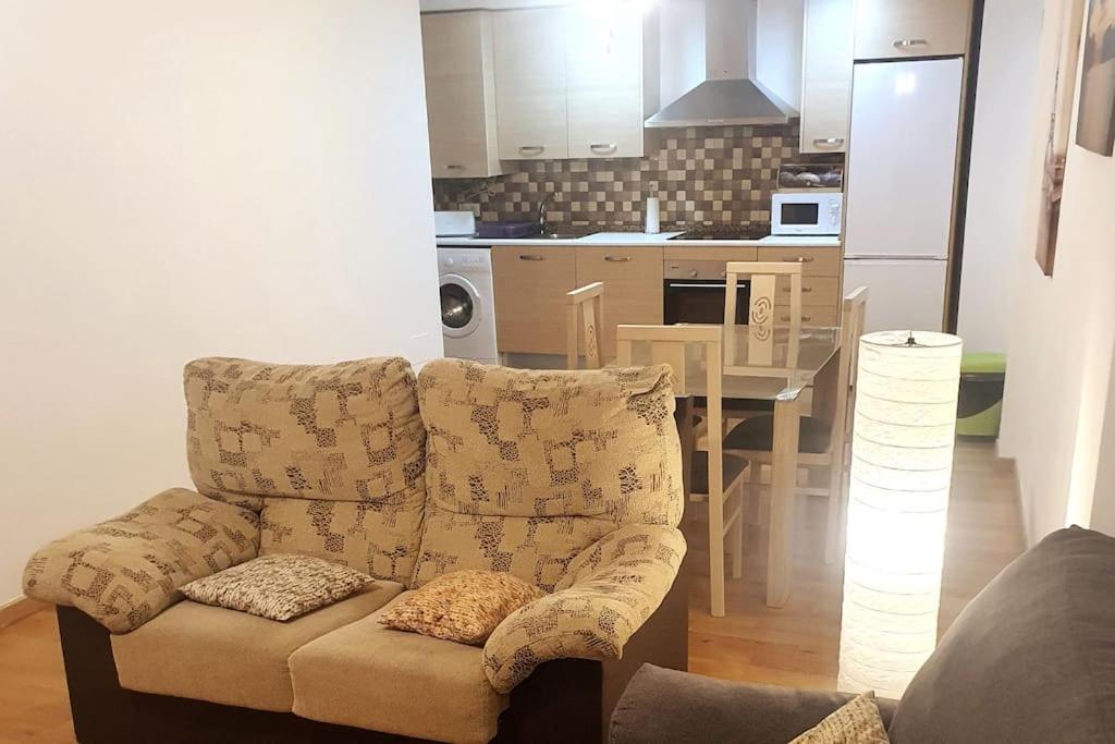2f, Aire Acondic, 80m2, 2 Dormitorios, 4 Huespedes, Wifi Gratis La Línea de la Concepción