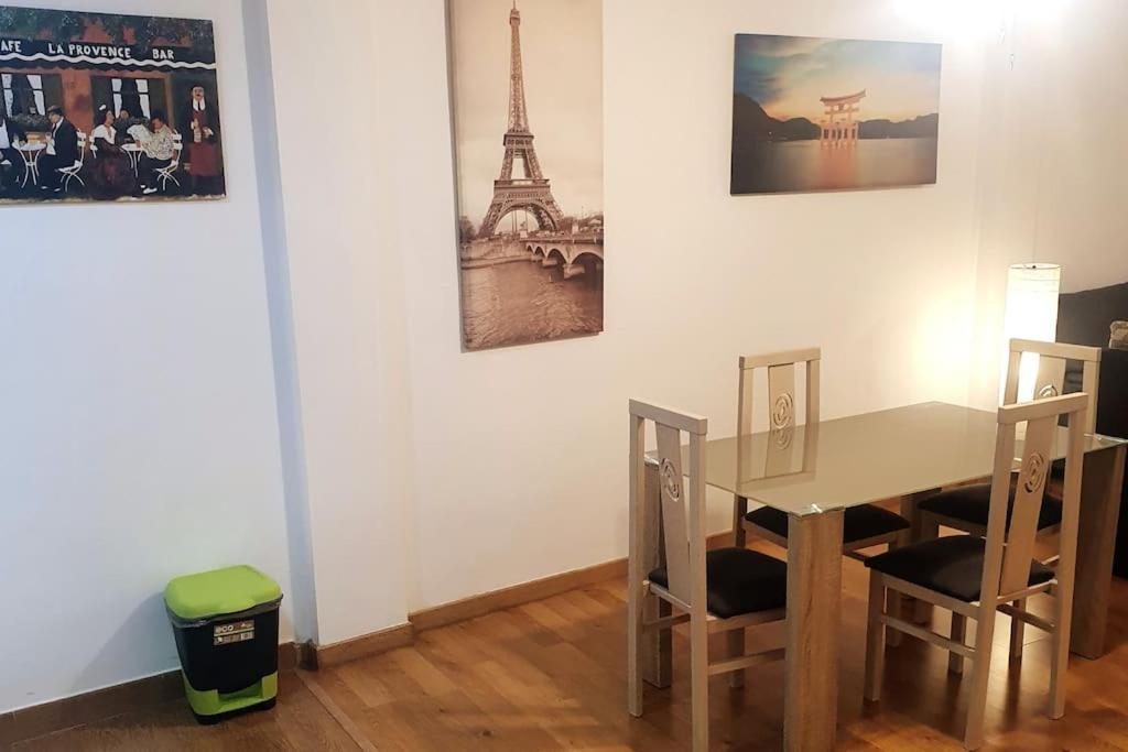 2f, Aire Acondic, 80m2, 2 Dormitorios, 4 Huespedes, Wifi Gratis Apartament