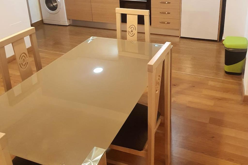 2f, Aire Acondic, 80m2, 2 Dormitorios, 4 Huespedes, Wifi Gratis Appartement La Línea de la Concepción